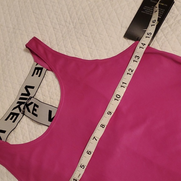 💓Nike Athletic Top - Picture 7 of 11